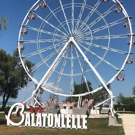 Francoise Szallo Balatonlelle Ngoại thất bức ảnh