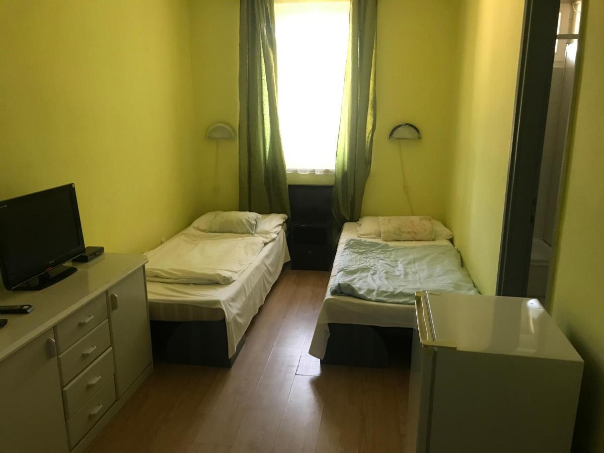 Francoise Szallo Balatonlelle Ngoại thất bức ảnh